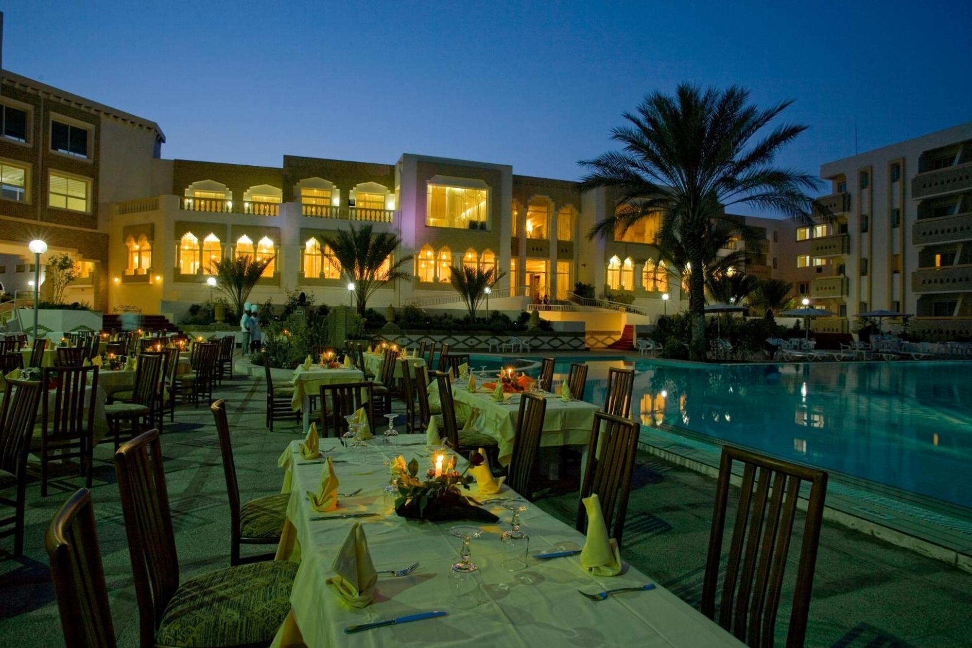 Hotel El Mouradi Gobernación de Tozeur Exterior foto