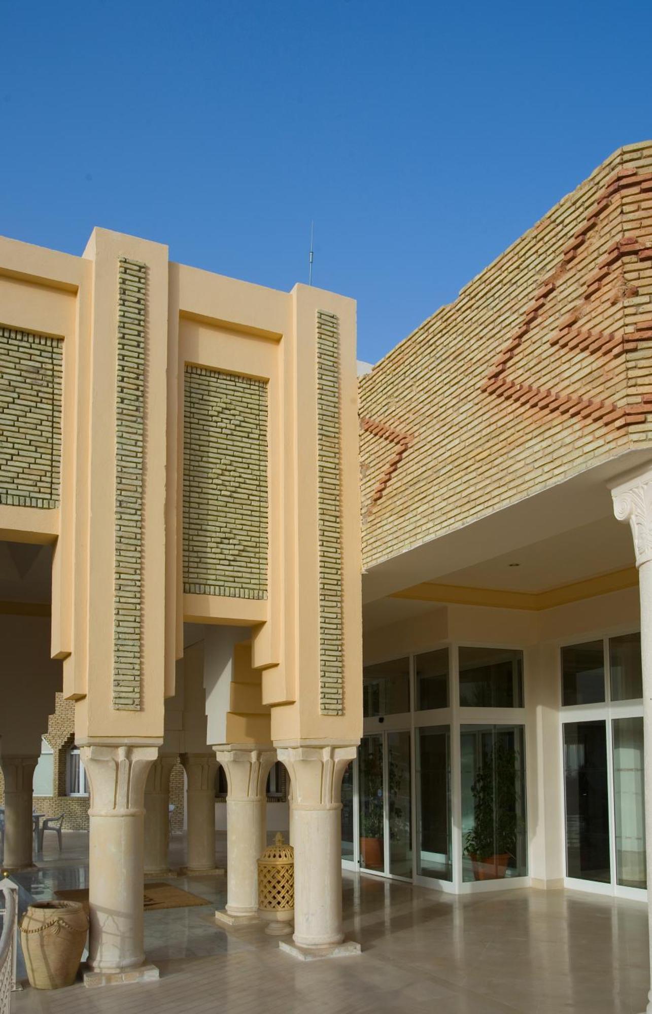 Hotel El Mouradi Gobernación de Tozeur Exterior foto